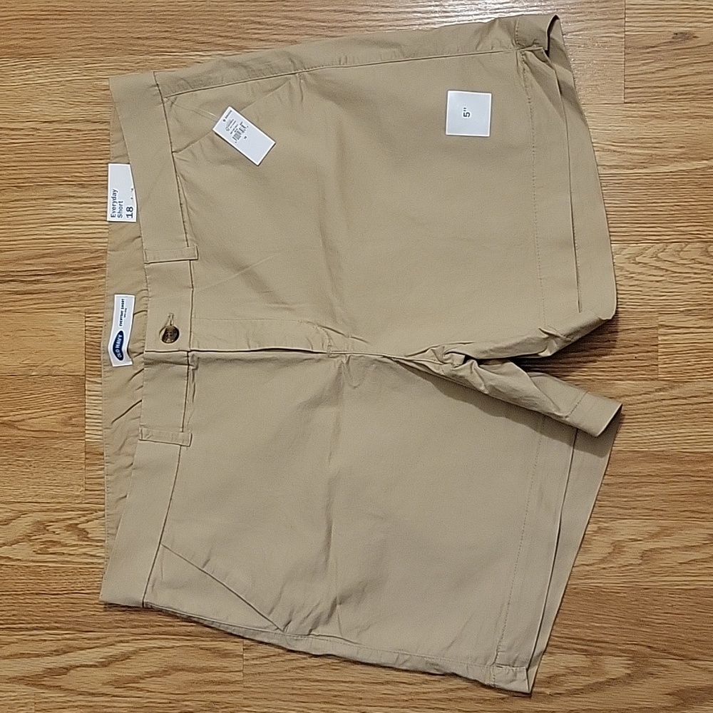 Women's Old Navy Everyday Short